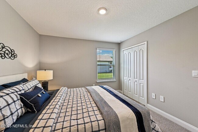 Building Photo - 3034 Oak Stream Dr