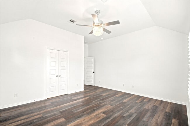 Building Photo - 1202 Vilamoura Ct