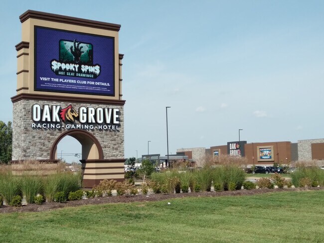 minuites from Oak Grove casino and Racetrack! - 101 Bowers Ct