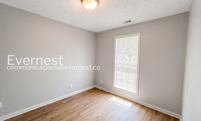 Building Photo - 3868 Leyland Dr