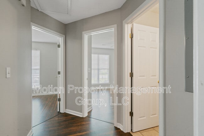 Building Photo - 202 Norman Ln
