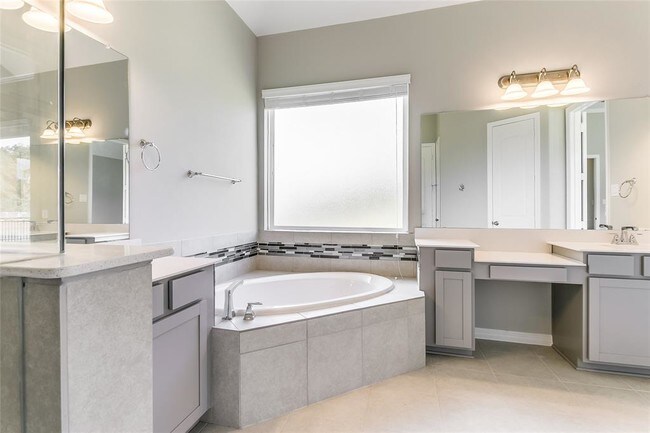 Building Photo - 4227 Carol Ridge Dr
