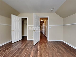 Building Photo - 4813 Oak Haven Pl