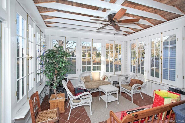 Building Photo - 30 Bedford Rd