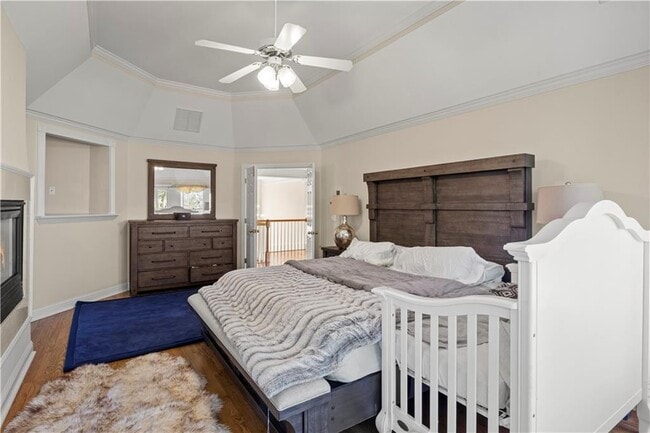 Building Photo - 5685 Lake Manor Trce