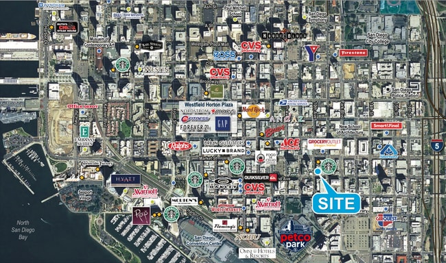 Building Photo - Modern 10-Room Downtown Gem – Ideal for Flexible Housing Use!