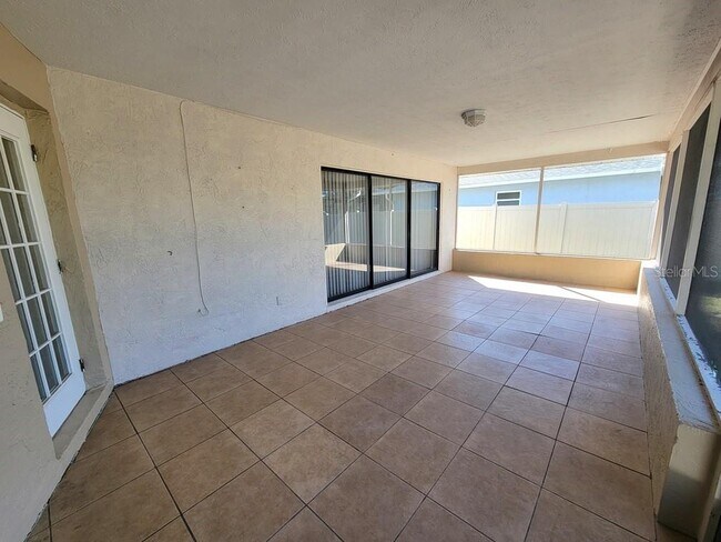 Building Photo - 7553 High Pines Ct