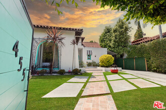 Building Photo - 455 N Crescent Heights Blvd