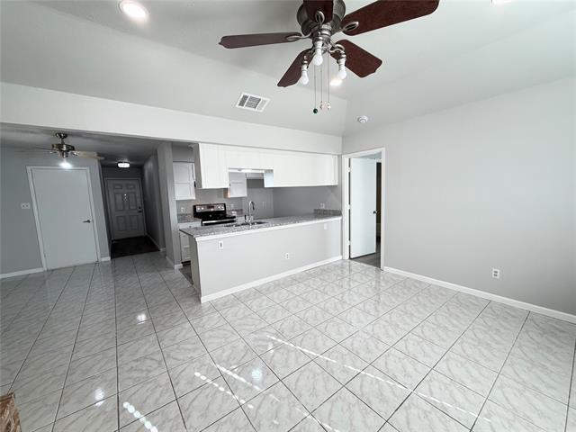 Building Photo - 5812 Kennedy St