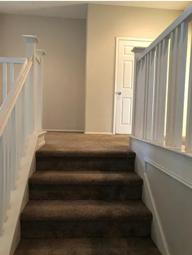 Building Photo - 29507 Desert Terrace Dr