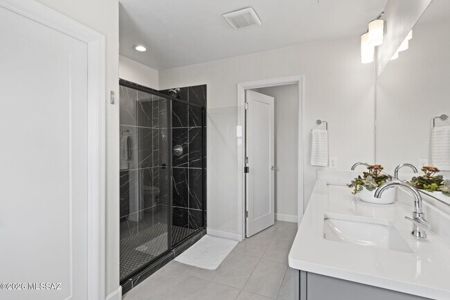 Building Photo - 10599 W Walker Brown Dr