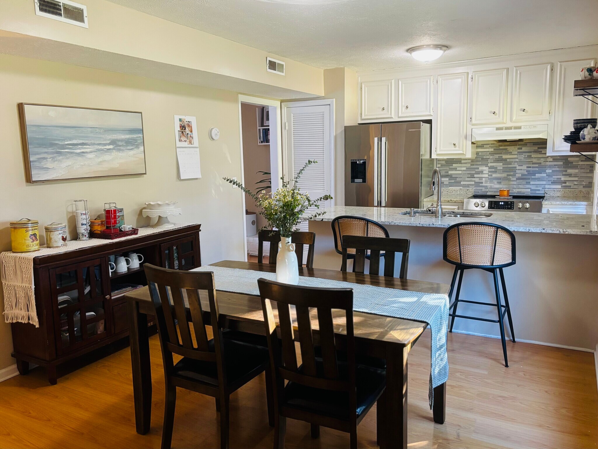 Building Photo - 904 Beresford Ct