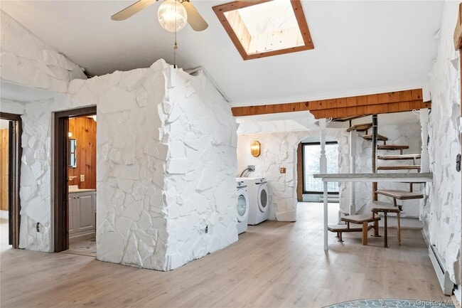 Building Photo - 378 Broadway