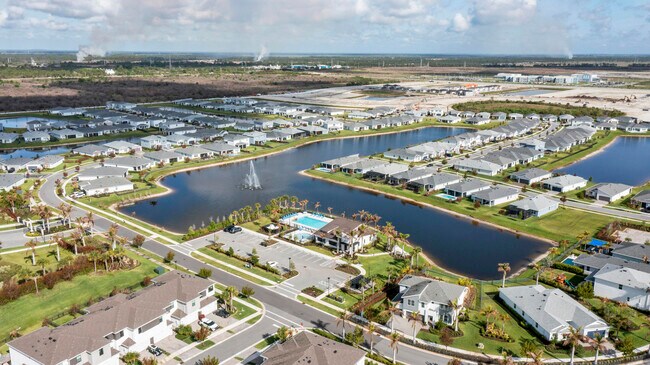 Building Photo - 14075 SW Thorens Dr