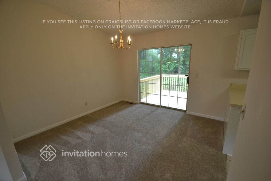 Building Photo - 2289 Chestnut Pl