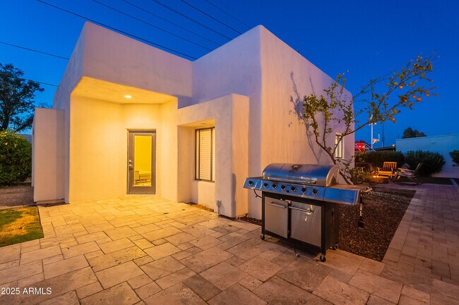 Building Photo - 10532 N 79th St