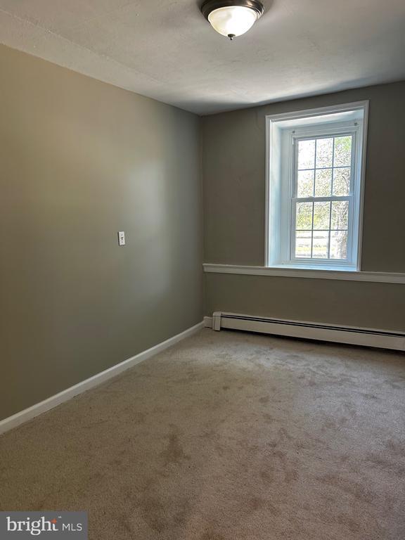 Building Photo - 1239 Salford St