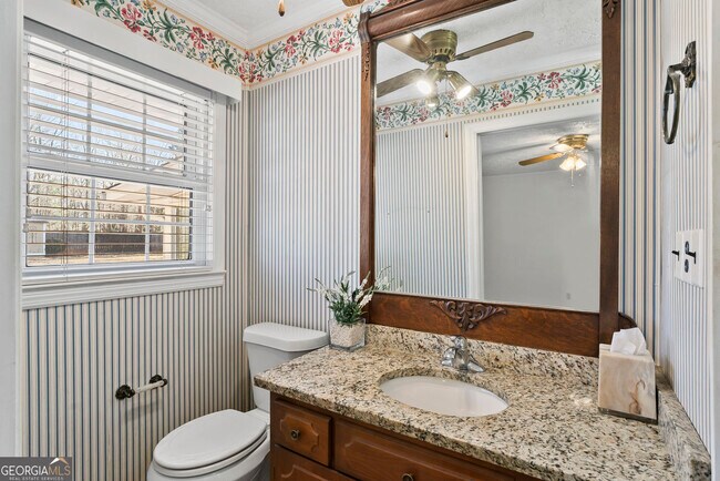 Building Photo - 4205 S Hurt Rd SW