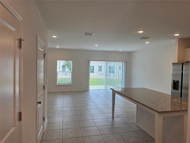 Building Photo - 3600 Smt Vw Wy