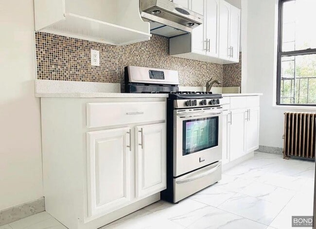 Primary Photo - 1 bedroom in Brooklyn NY 11206