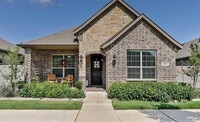 Building Photo - 808 Parkside Dr