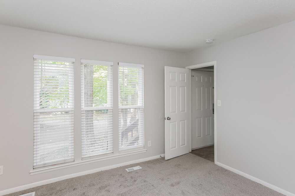 Building Photo - 2441 Brook Canyon Dr