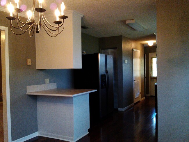 Building Photo - Charming 3BR Home with a Touch of Country in Dasher!