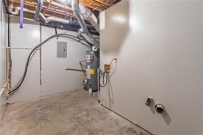 Building Photo - 495 Ansley Dr