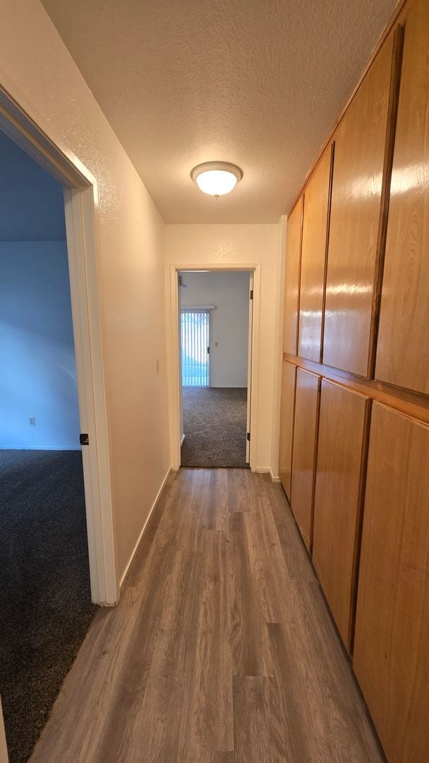 Building Photo - 7912 Rushing River Ct