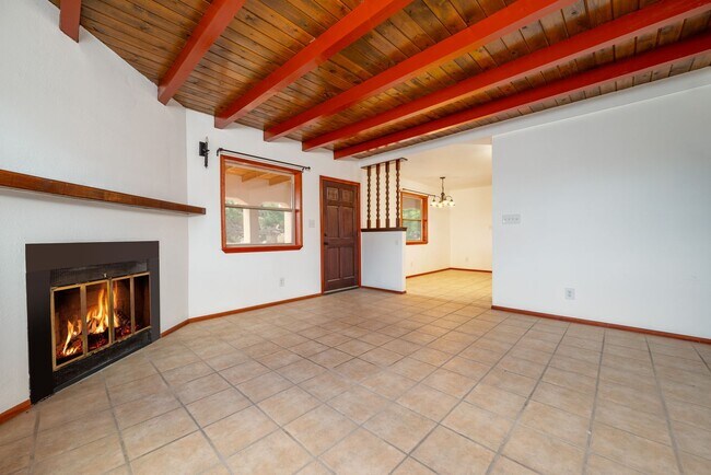 Building Photo - 2911 Avenida Alamosa