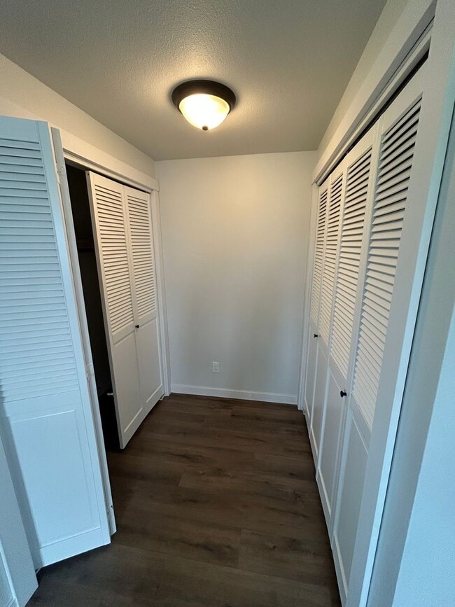 Building Photo - Fully Remodeled Five Bedroom House for Rent!