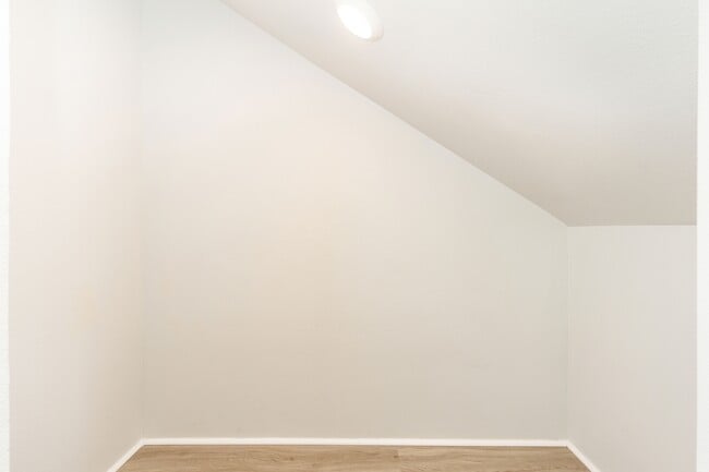 Building Photo - 91-3575-3575 Kamolehonua St