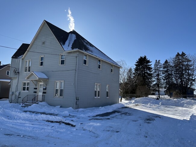 Building Photo - 1610 Jackson St