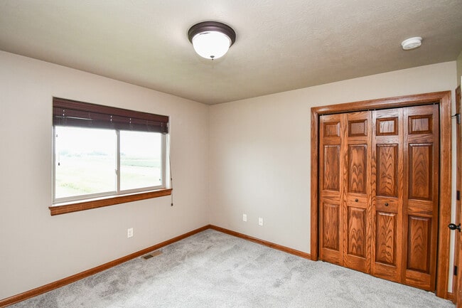 Building Photo - 8413 W 53rd St