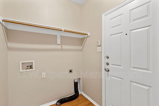 Building Photo - 2728 Mountain Lion Dr