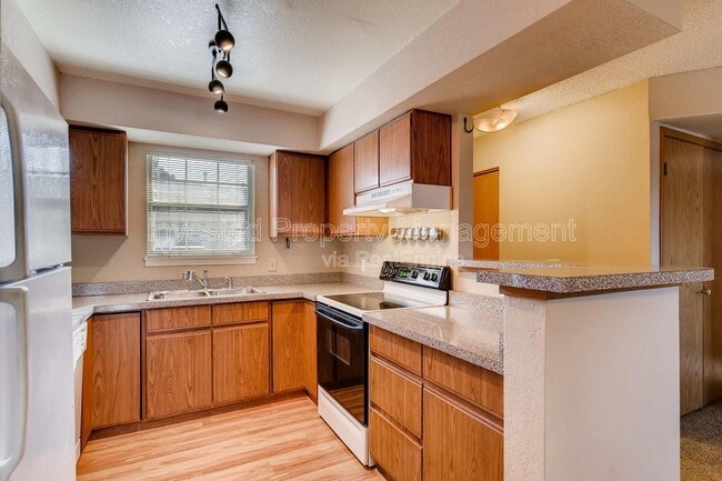 Building Photo - 2666 E Otero Pl