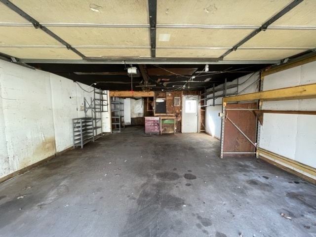 Building Photo - 1343 E Bowman St