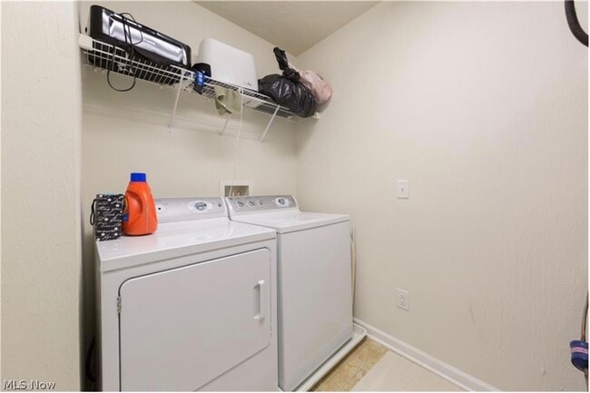 Building Photo - 442 Turner Dr
