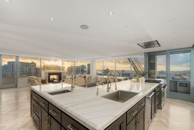 Building Photo - Penthouse Living at the Historic El Cortez – Sweeping Views of Downtown & San Diego Bay