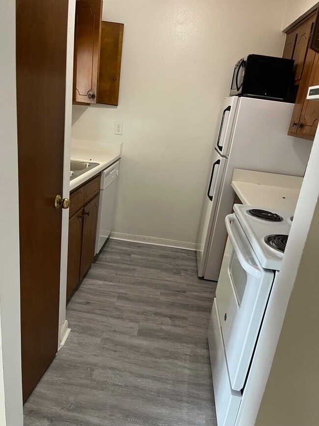 Building Photo - 1500 Woodhead St