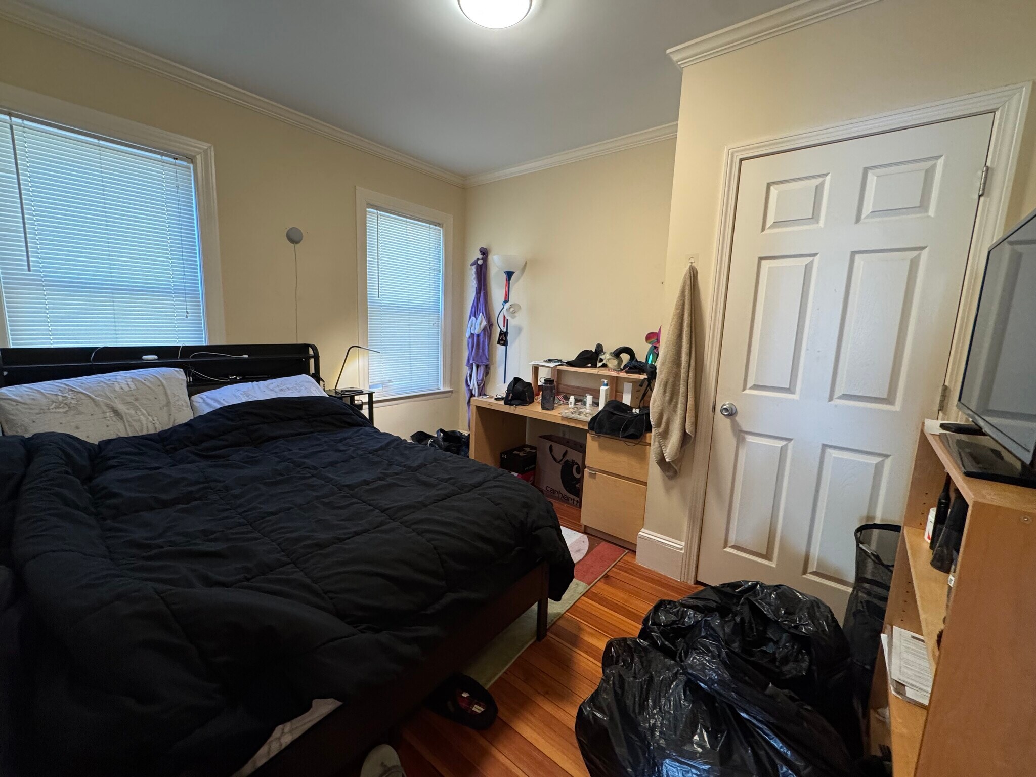 Building Photo - 128 Summer St