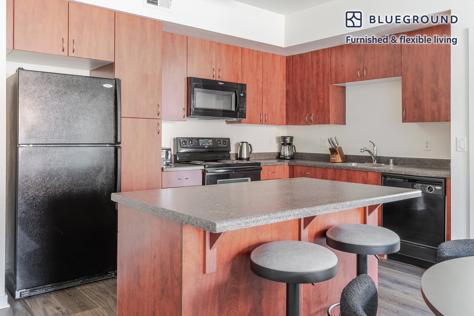 Building Photo - 34 Union Square