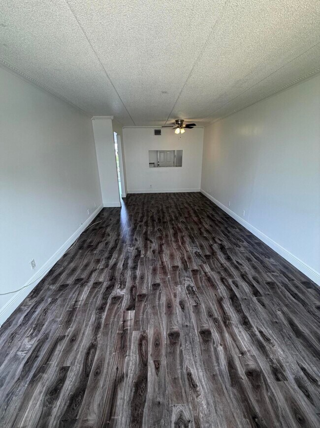 Building Photo - 4500 N Flagler Dr