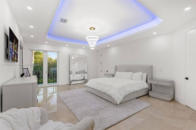 Building Photo - Southwest 130th Terrace, Miami, FL 33156 -...