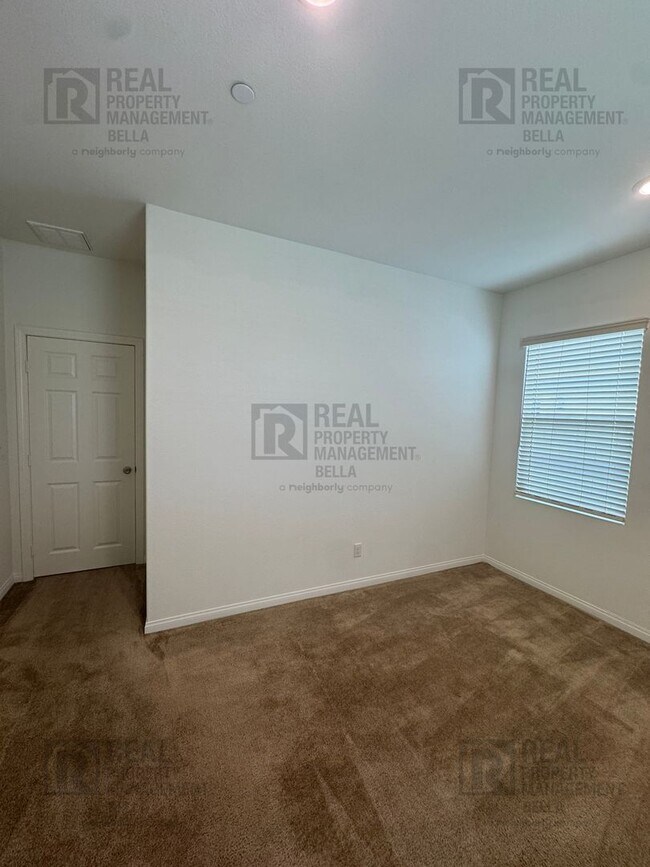 Building Photo - A Home Designed for the Way You Live – Minutes from Talavera Park