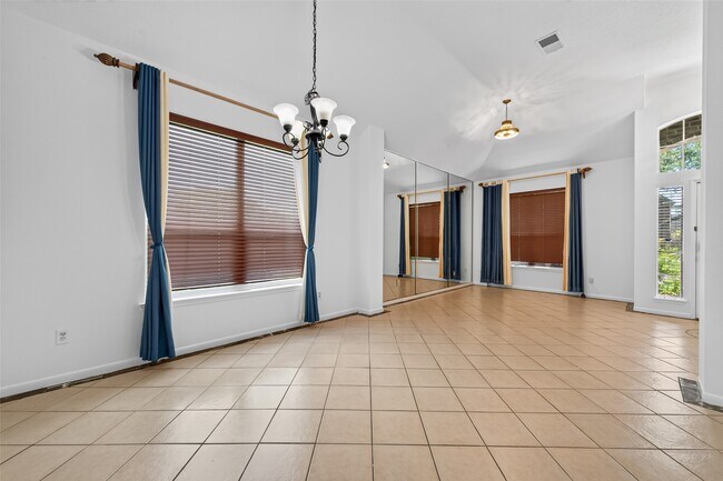 Building Photo - 12214 Doe Meadow Dr