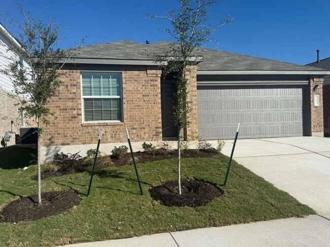 Building Photo - 205 Herald Dr