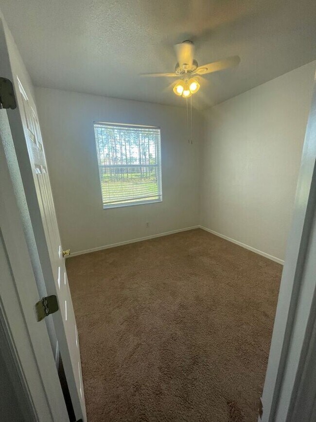 Building Photo - Beautiful Pool Home in Highlands Reserve golf community