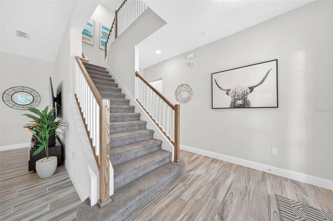 Building Photo - 8809 Laureate Blvd