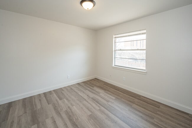 Bedroom - 1140 12th St S
